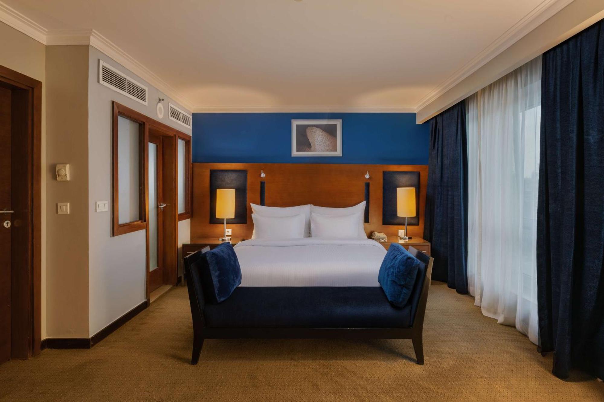 Radisson Blu Hotel, Cairo Heliopolis Dış mekan fotoğraf